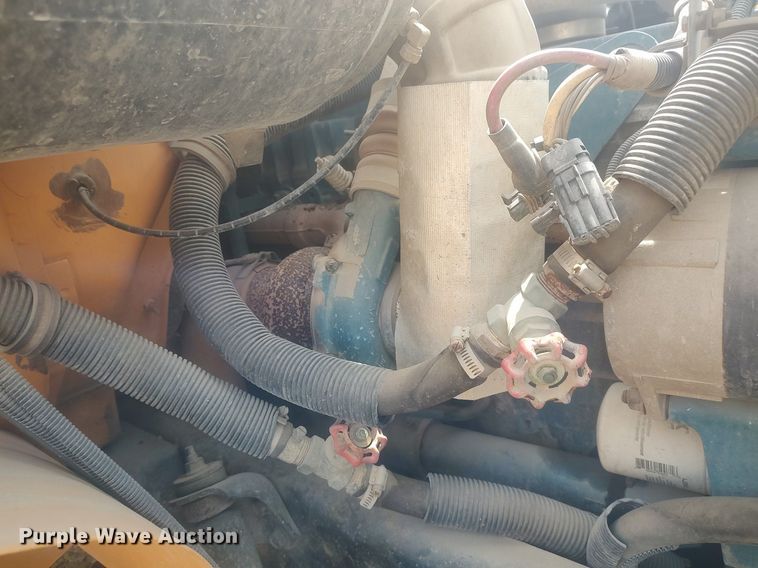 image for item DQ0470 1997 International 3800  school bus