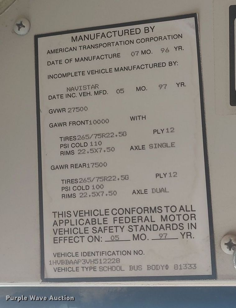 image for item DQ0470 1997 International 3800  school bus