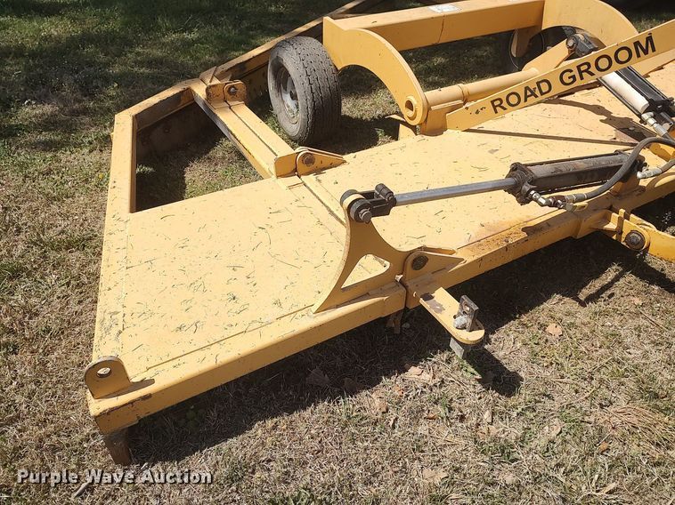 image for item DQ0503 RGM Road Groom  maintainer