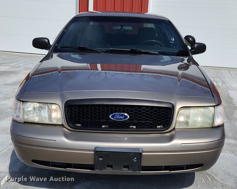 image for item JB9485 2011 Ford Crown Victoria Police Interceptor