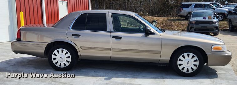 image for item JB9485 2011 Ford Crown Victoria Police Interceptor