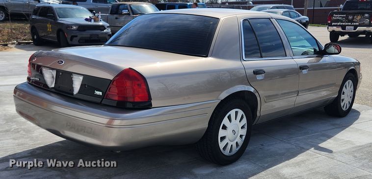 image for item JB9485 2011 Ford Crown Victoria Police Interceptor