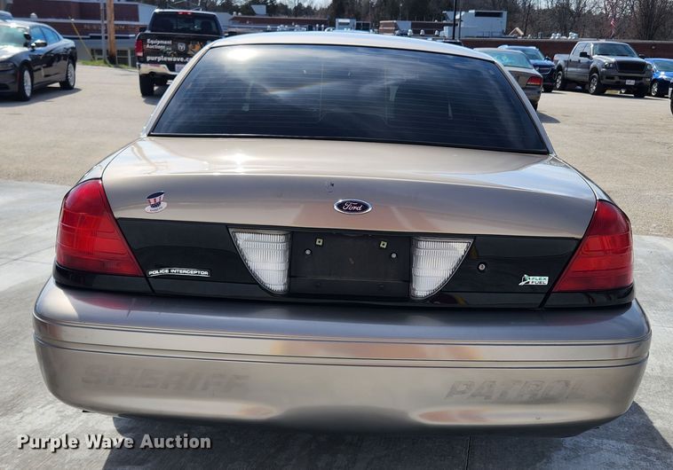 image for item JB9485 2011 Ford Crown Victoria Police Interceptor