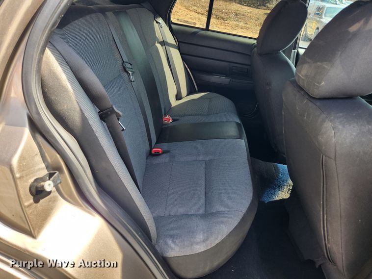 image for item JB9485 2011 Ford Crown Victoria Police Interceptor