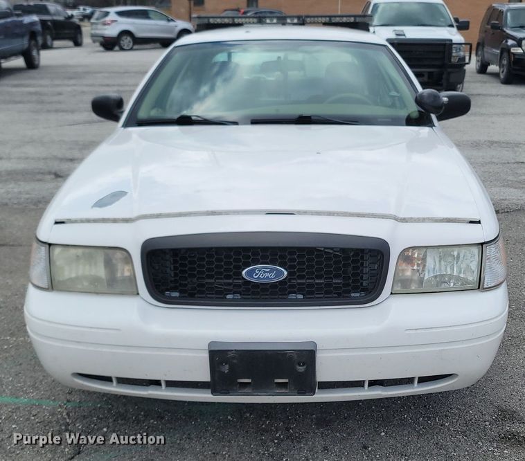 image for item JL9323 2008 Ford Crown Victoria Police Interceptor