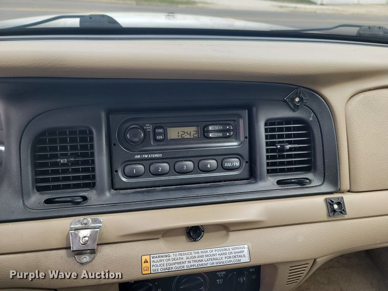 image for item JL9323 2008 Ford Crown Victoria Police Interceptor