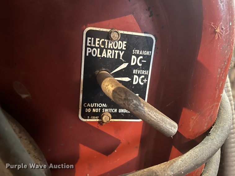 image for item KR9367 Lincoln Idealarc 250  welder