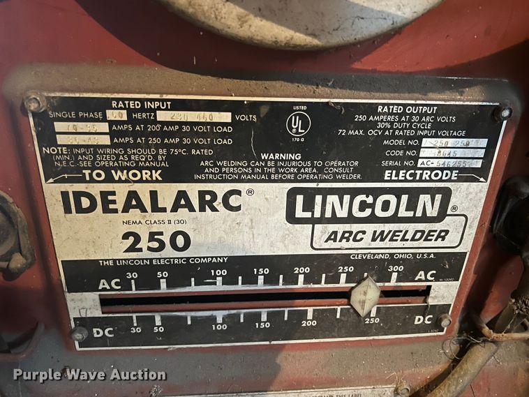 image for item KR9367 Lincoln Idealarc 250  welder