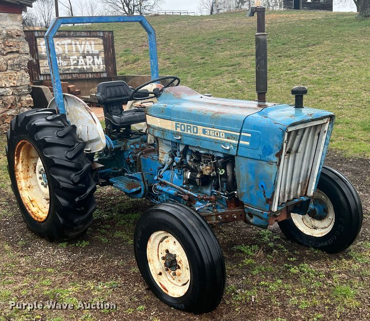 image for item KR9368 Ford 3600  tractor