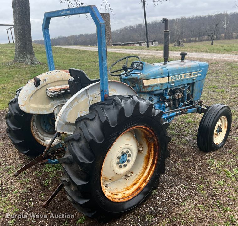 image for item KR9368 Ford 3600  tractor