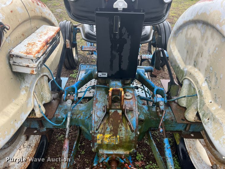 image for item KR9368 Ford 3600  tractor