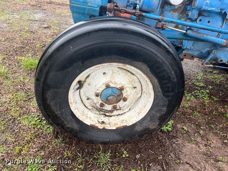 image for item KR9368 Ford 3600  tractor