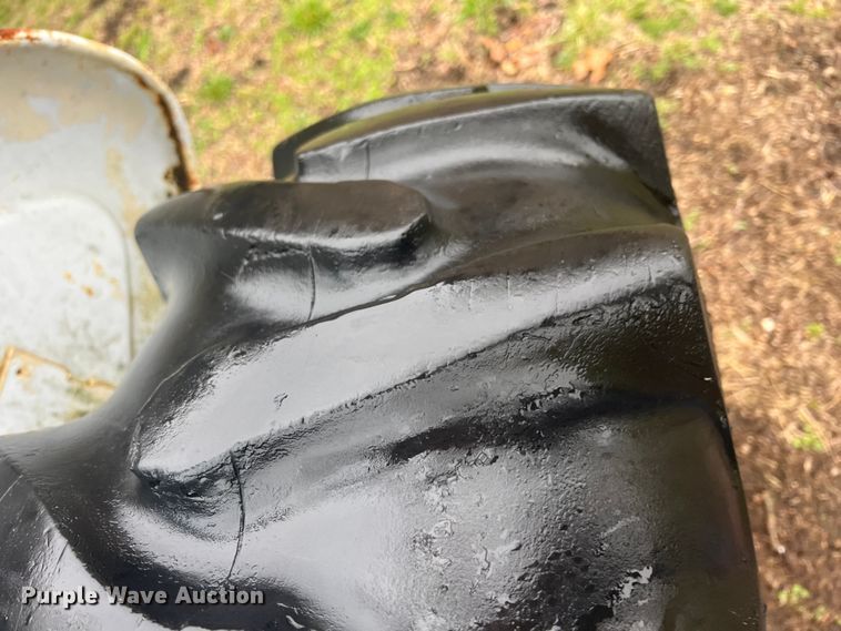 image for item KR9368 Ford 3600  tractor