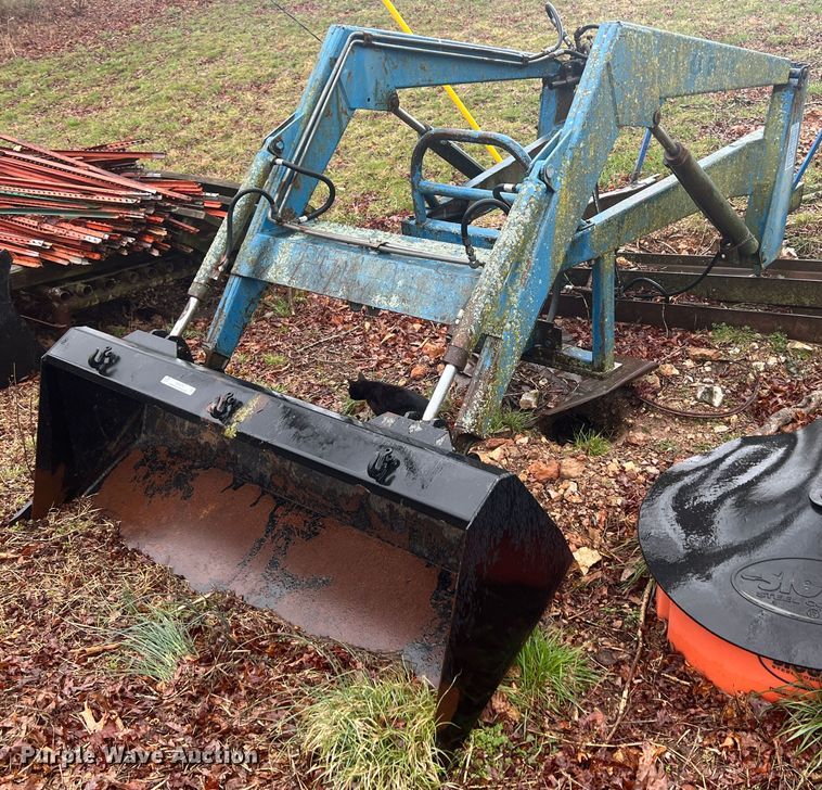 image for item KR9370 Ford 772A  loader