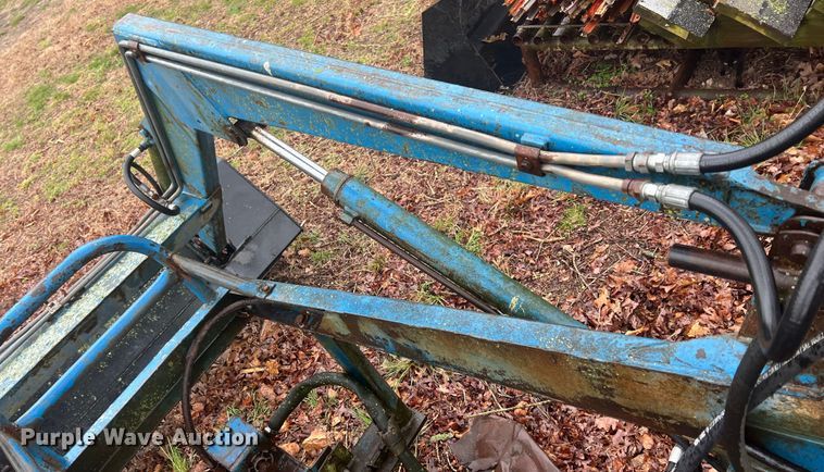 image for item KR9370 Ford 772A  loader