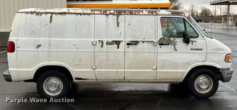 image for item KR9506 1994 Dodge Ram B250  van