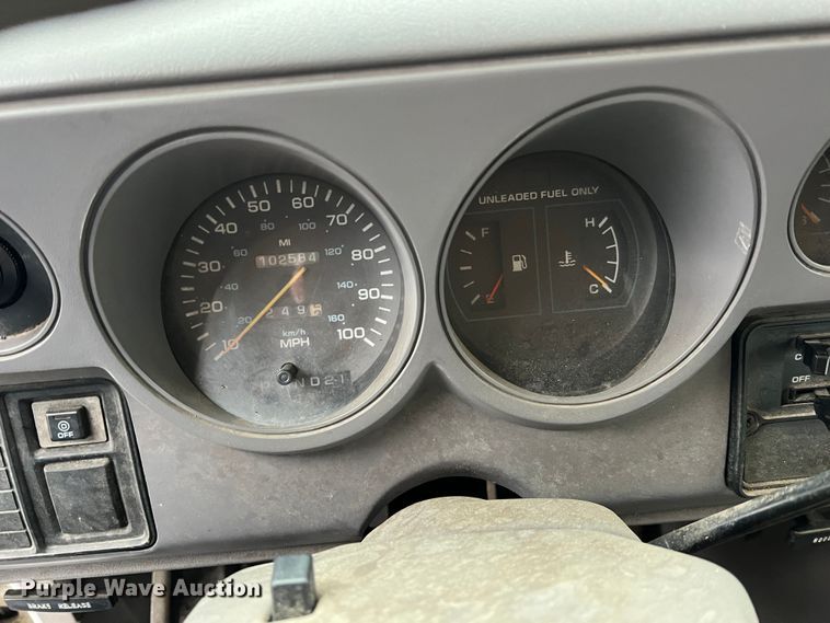 image for item KR9506 1994 Dodge Ram B250  van