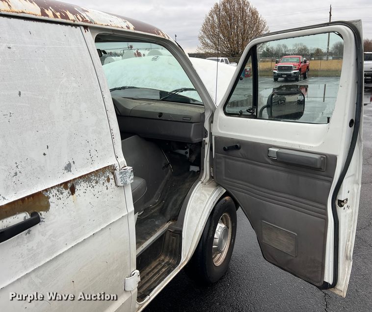 image for item KR9506 1994 Dodge Ram B250  van