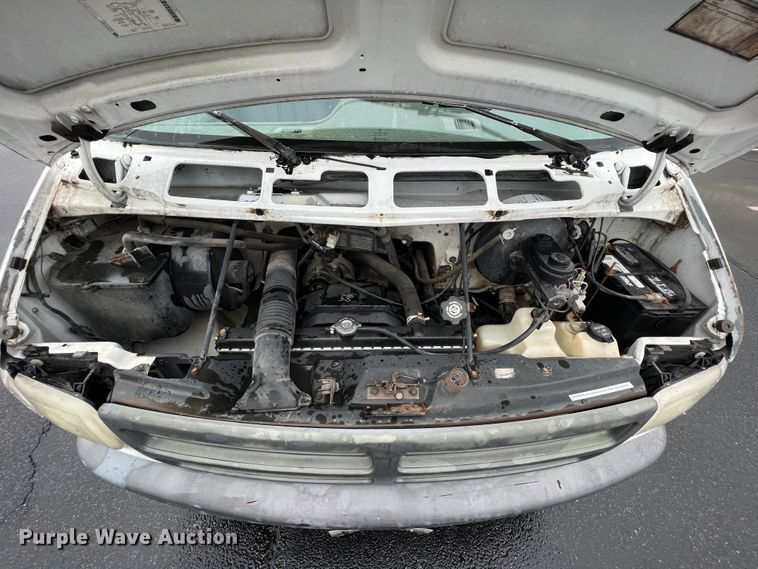 image for item KR9506 1994 Dodge Ram B250  van