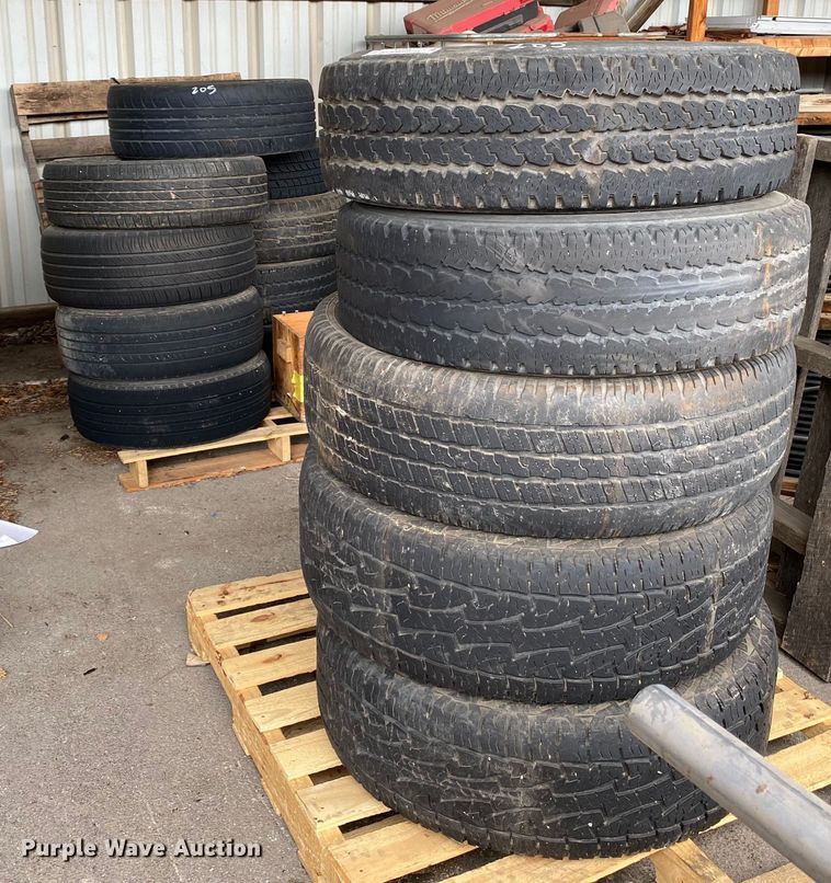 image for item KV9500 Approximately 10 tires