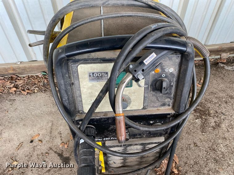 image for item KV9501 Esab Migmaster 280 Pro  welder
