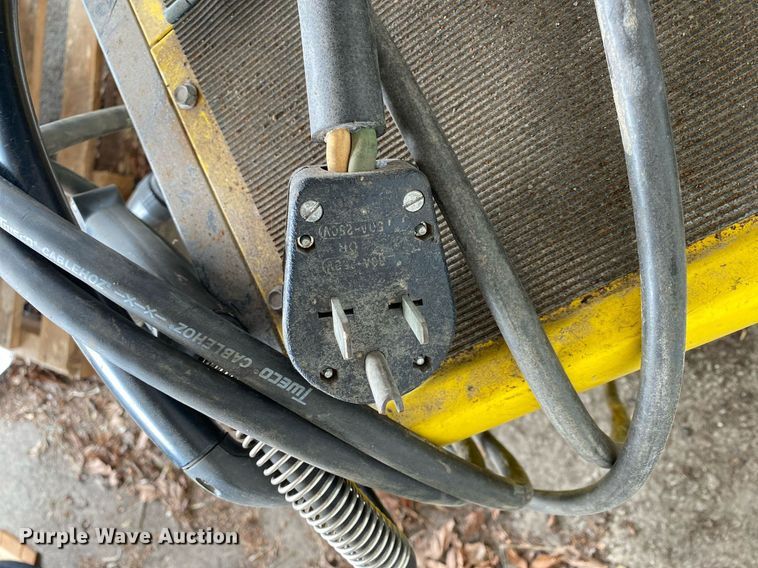 image for item KV9501 Esab Migmaster 280 Pro  welder