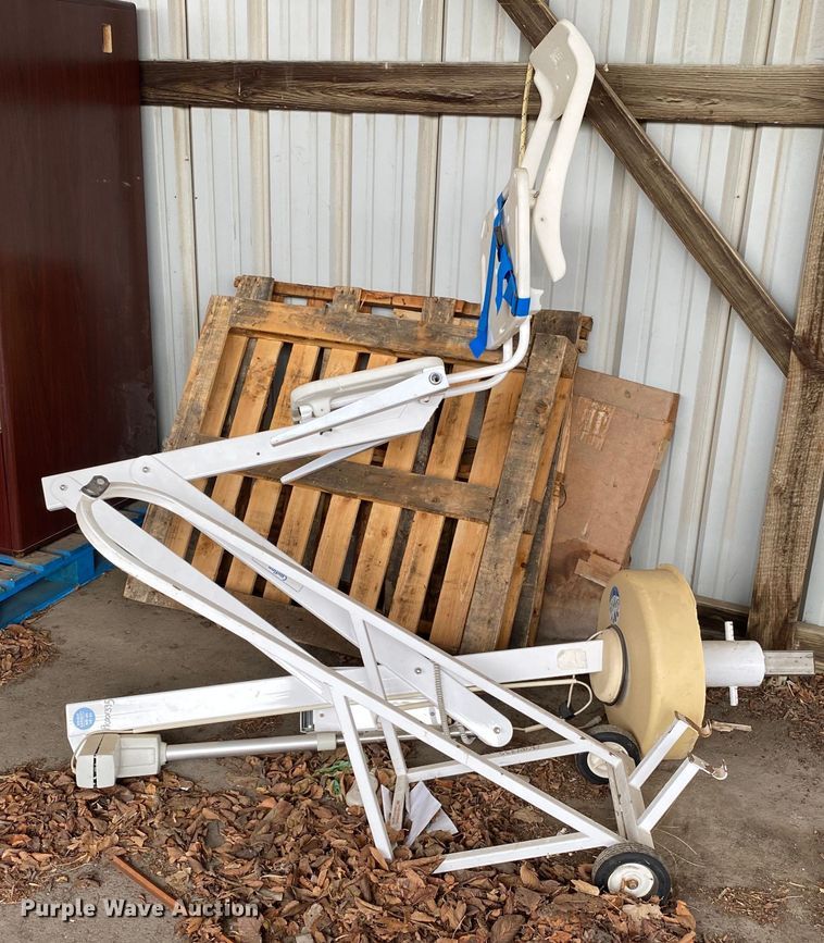 image for item KV9503 PAL  swimming pool lift chair