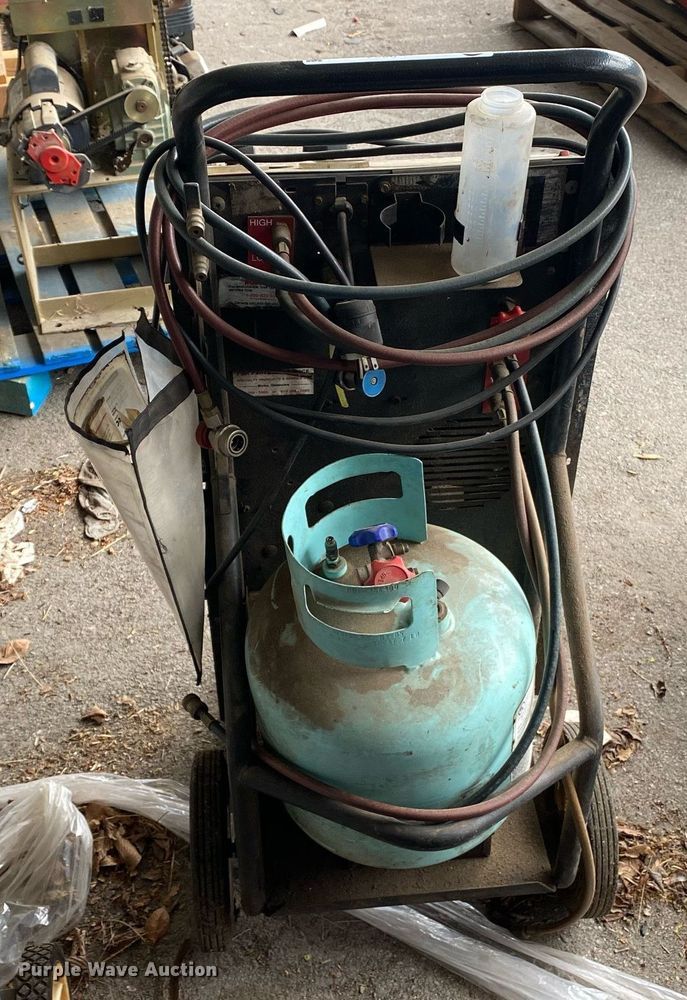 image for item KV9504 Robinair  refrigerant recovery recycling machine
