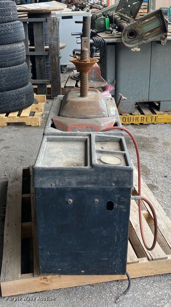 image for item KV9508 Coats 4050A  tire machine