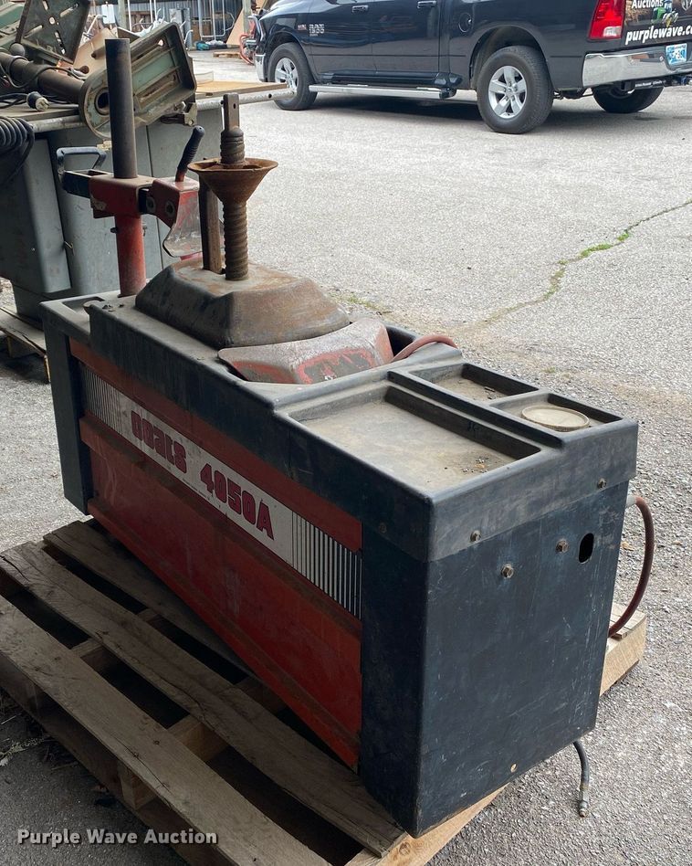 image for item KV9508 Coats 4050A  tire machine