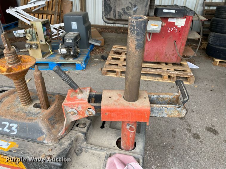 image for item KV9508 Coats 4050A  tire machine