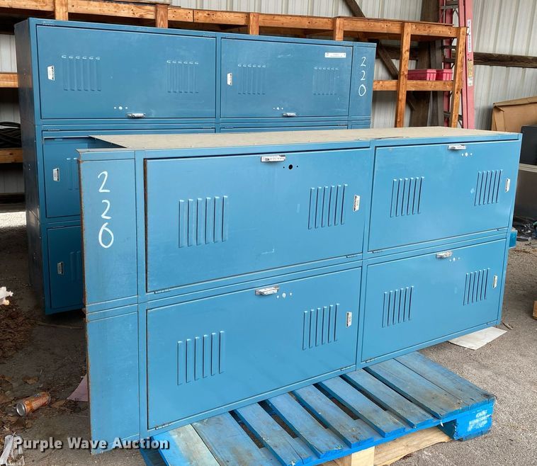 image for item KV9510 (2) sets of lockers