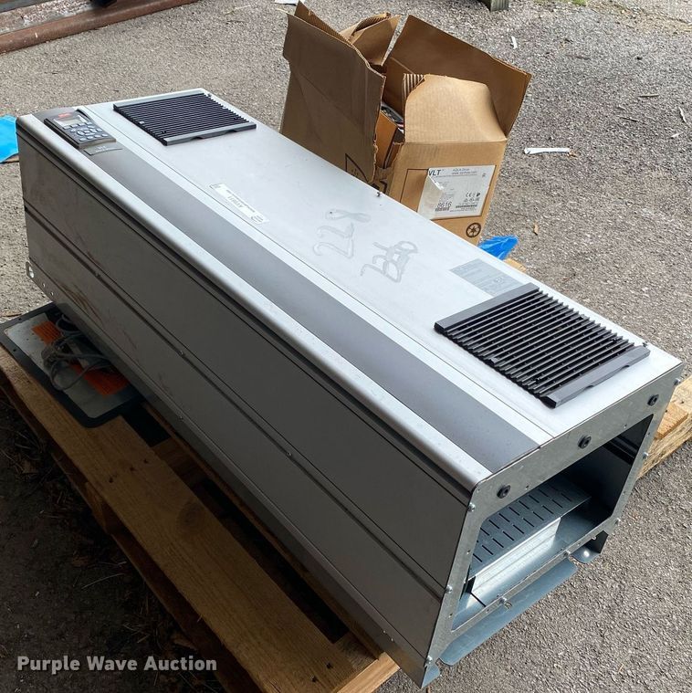 image for item KV9511 Dan Foss VFD VLT 8000 Aqua  frequency converter