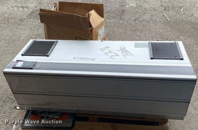 image for item KV9511 Dan Foss VFD VLT 8000 Aqua  frequency converter