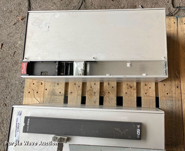 image for item KV9512 (2) Dan Foss VFD VLT 8000 Aqua frequency converters