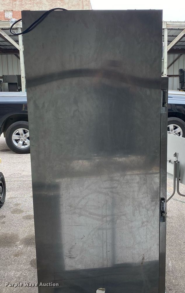 image for item KV9521 Traulsen RR132L-X0028  refrigerator