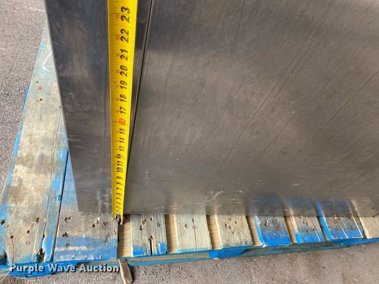 image for item KV9521 Traulsen RR132L-X0028  refrigerator