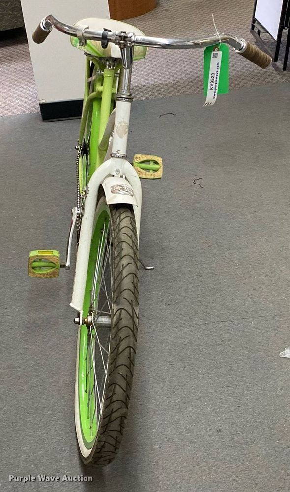 image for item KV9523 Panama Jack Cruiser  bicycle