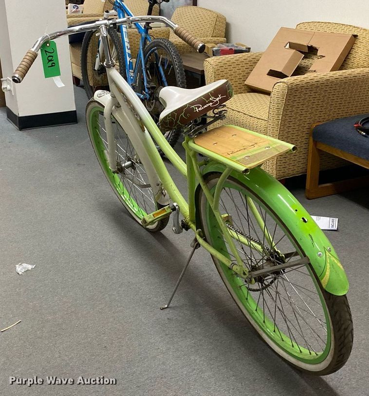 image for item KV9523 Panama Jack Cruiser  bicycle