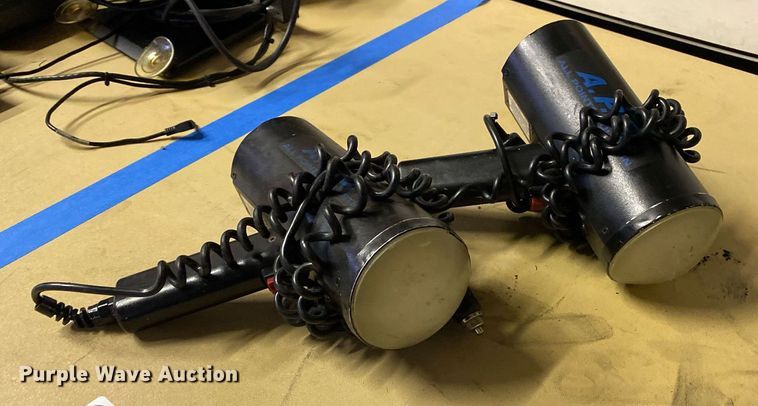 image for item KV9525 (2) APB radars