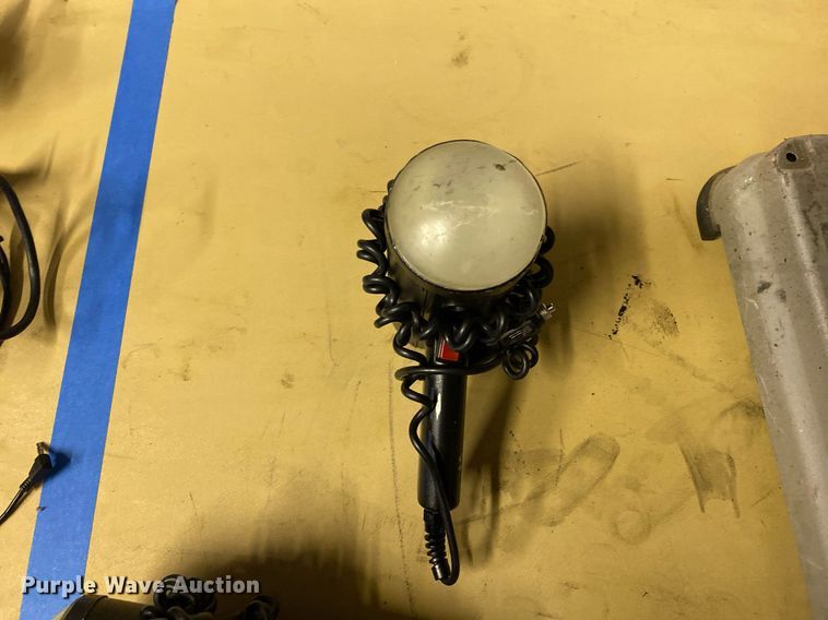 image for item KV9525 (2) APB radars