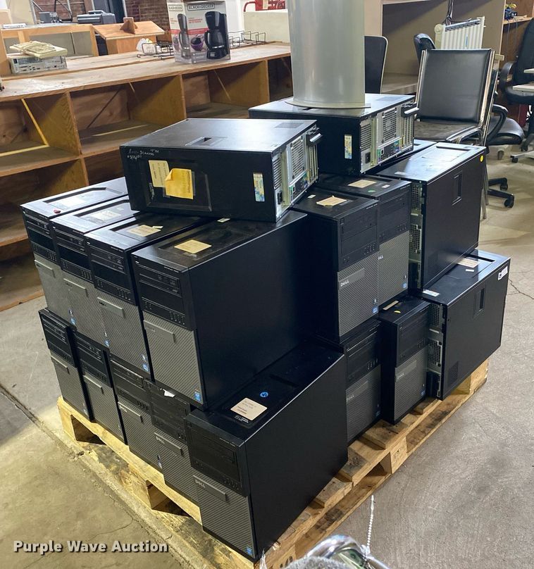 image for item KV9527 Approximately 28 Dell Optiplex CPUs