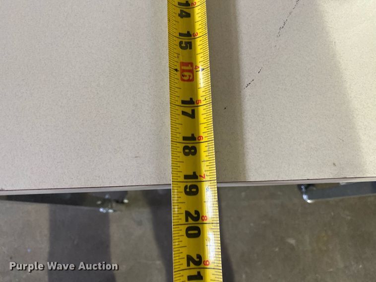 image for item KV9528 (7) file cabinets