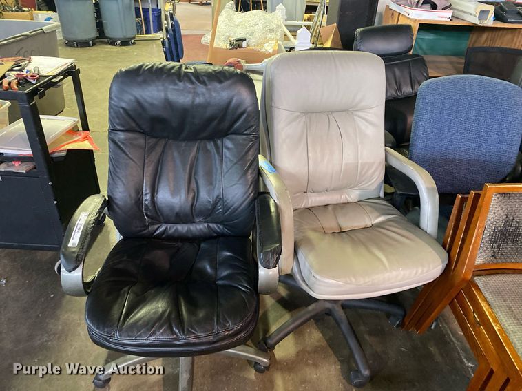 image for item KV9530 Approximately 35 chairs