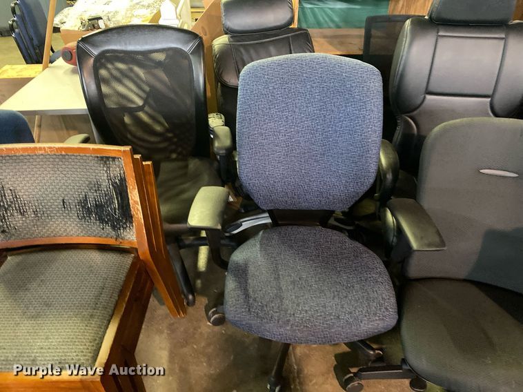 image for item KV9530 Approximately 35 chairs