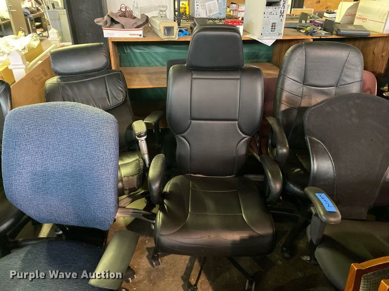 image for item KV9530 Approximately 35 chairs