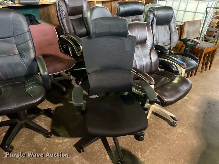 image for item KV9530 Approximately 35 chairs