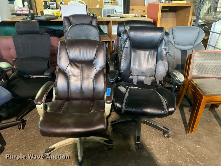 image for item KV9530 Approximately 35 chairs