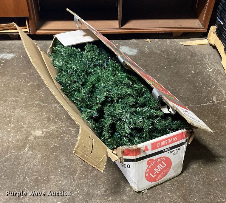 image for item KV9541 Christmas tree