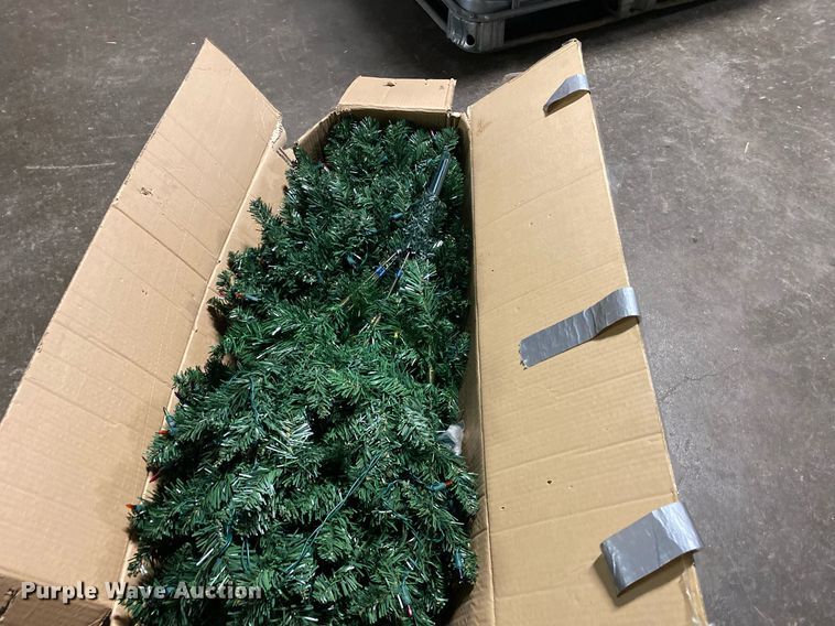 image for item KV9541 Christmas tree